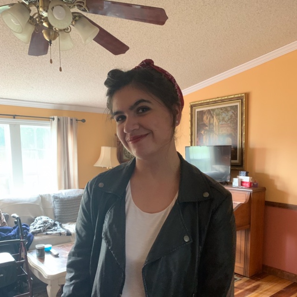 Meet your Posher, Jade